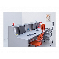 Linea recepcijos baldas